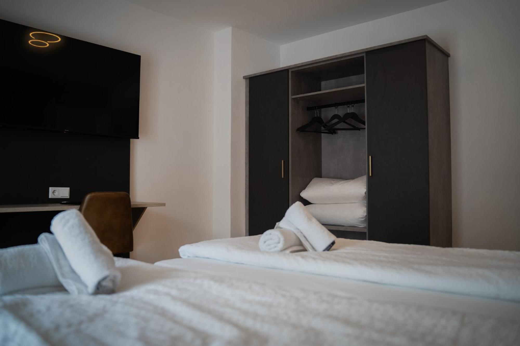 Junik Apartments Oberhausen Оберхаузен Екстериор снимка