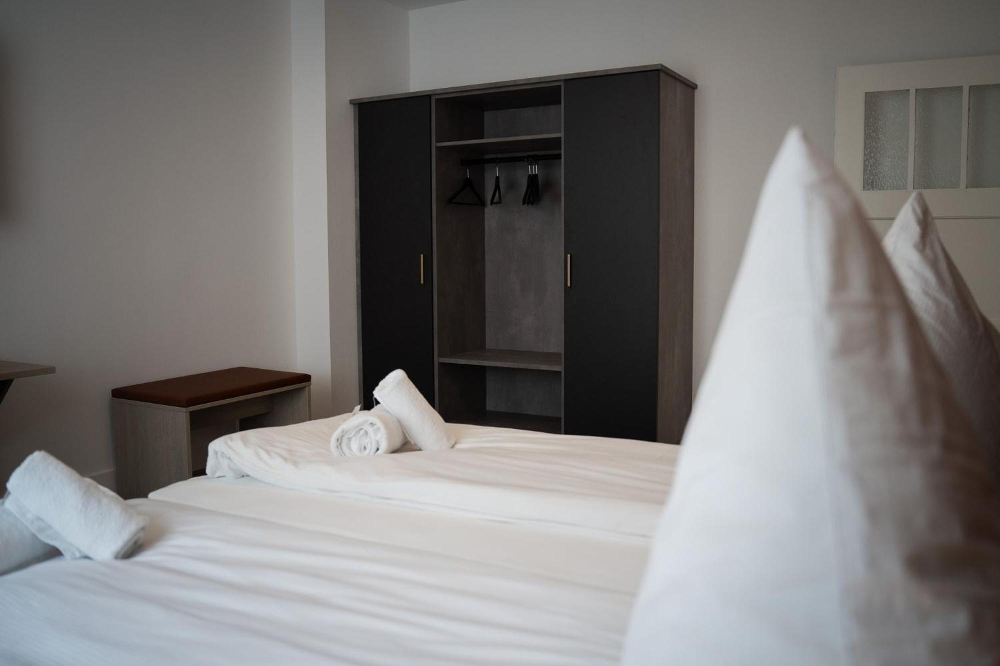 Junik Apartments Oberhausen Оберхаузен Екстериор снимка